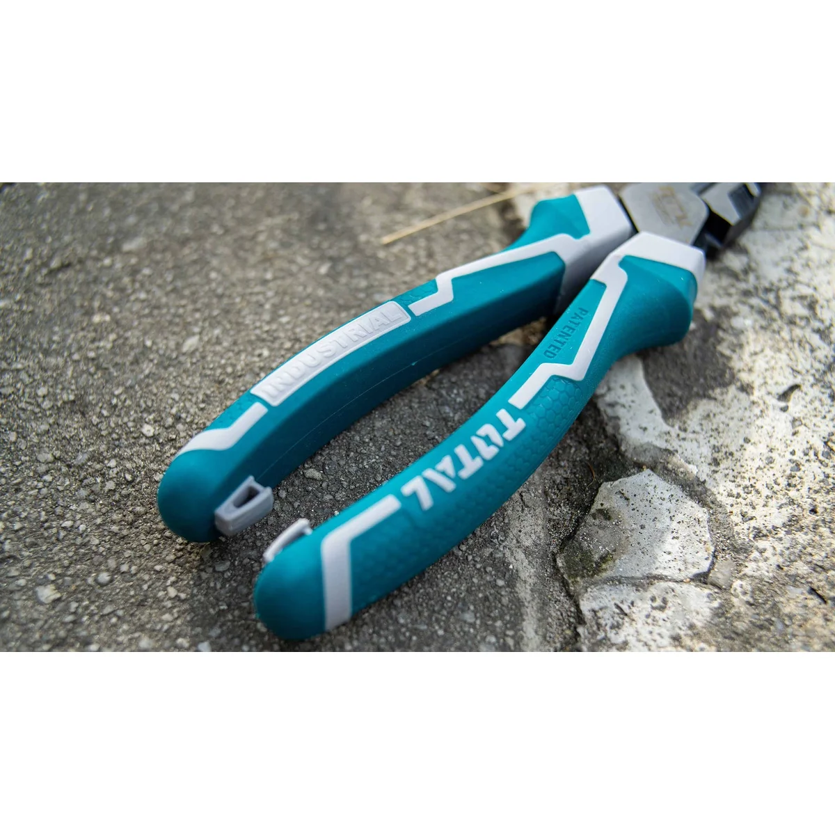 THT210806S