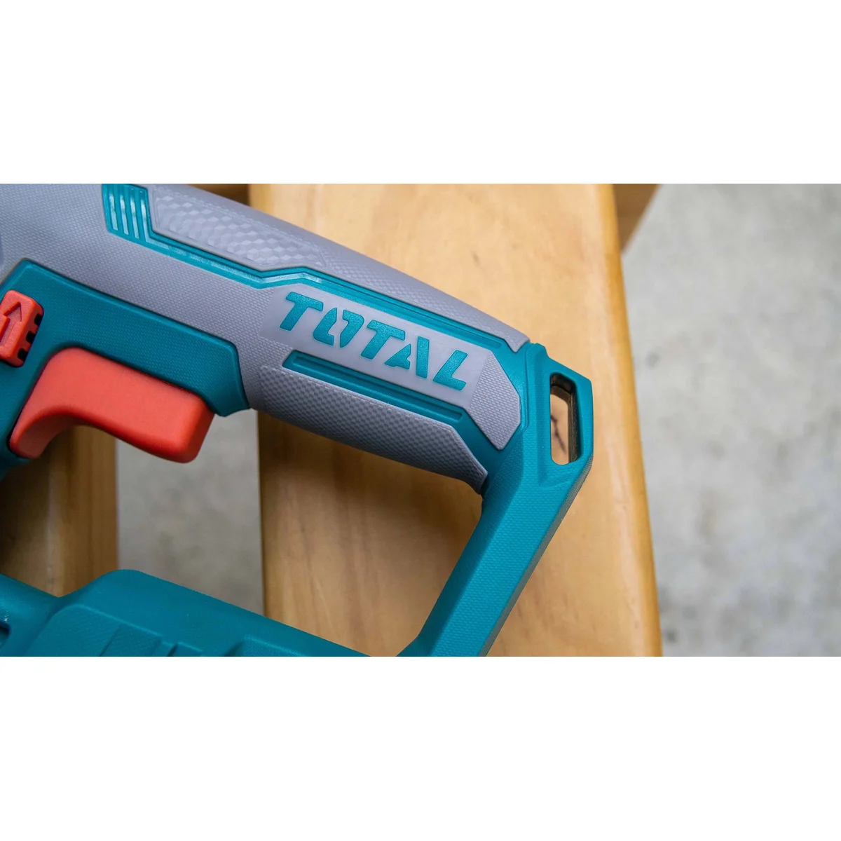 TRHLI2201